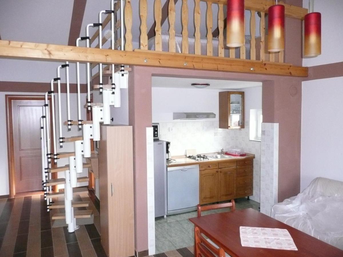 Apartments with a parking space Novi Vinodolski - 15823 Zewnętrze zdjęcie
